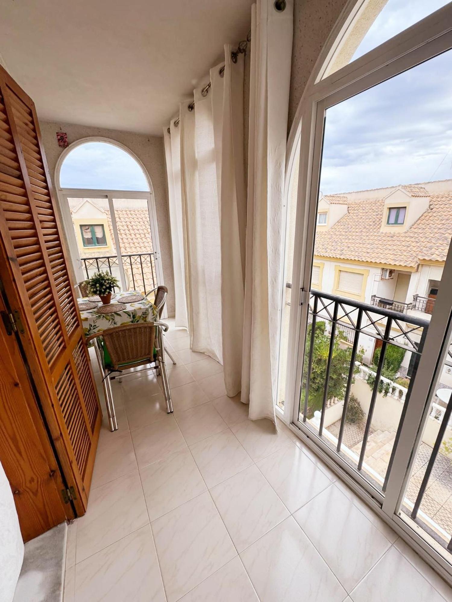 Apartamentos Rosi - 5-10 Minute Walk To La Zenia Beach, Beach Bar, Cliff Walk, Shops, Paddys Point, Cabo Roig - Free Fast Fibre Optic Broadband - No Deposit Required Orihuela Eksteriør bilde
